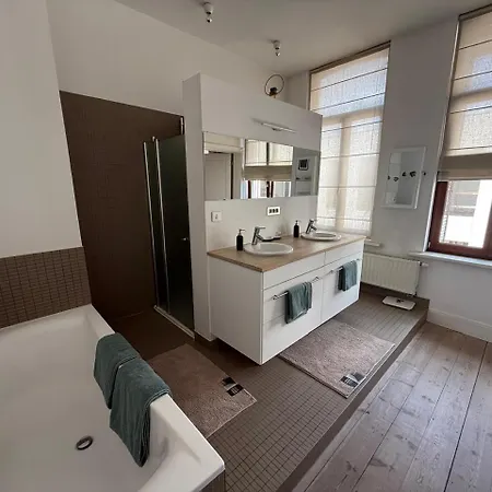 בית הארחה Dock גנט