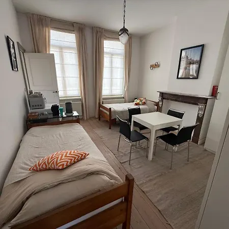 בית הארחה Dock 3*